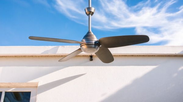 Découvrez les bénéfices d'un ventilateur de plafond extérieur